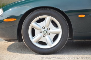 Jaguar XK8  1997