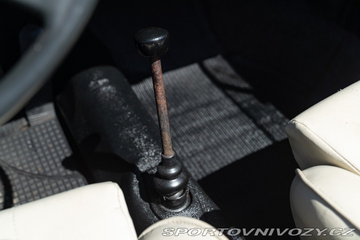 Volkswagen Brouk Maggiolone CABRIOLET 1303 1975