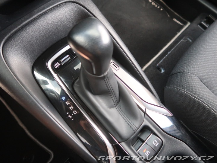 Toyota Corolla 2.0 Hybrid 2021