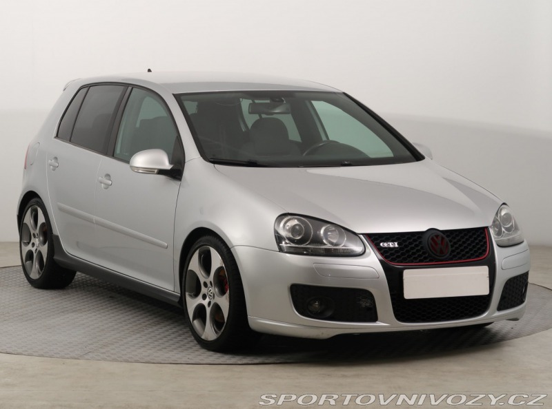 Volkswagen Golf 2.0 GTI