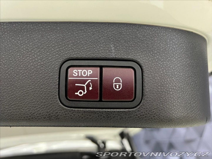 Mercedes-Benz Ostatní modely GLS 350d 4MATIC AMG, LED, VZD 2016