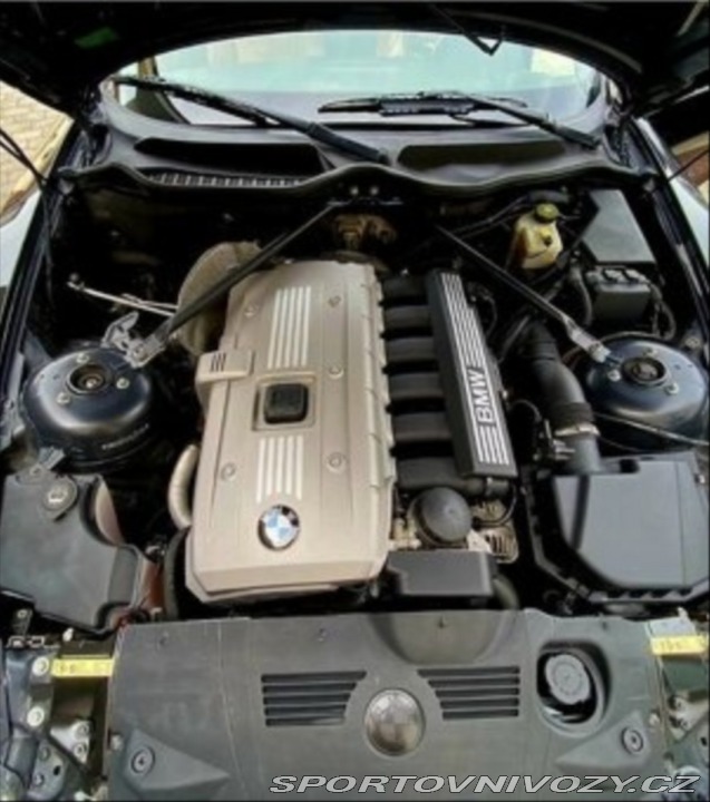 BMW Z4 3,0 si nájezd 112 tis 1800
