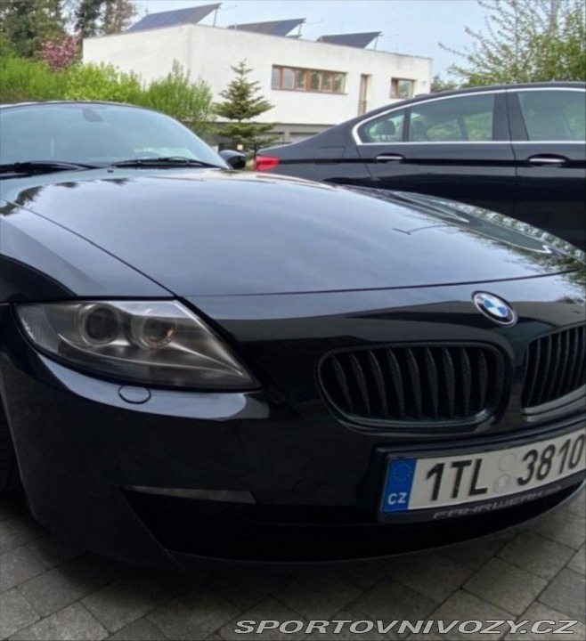 BMW Z4 3,0 si nájezd 112 tis 1800