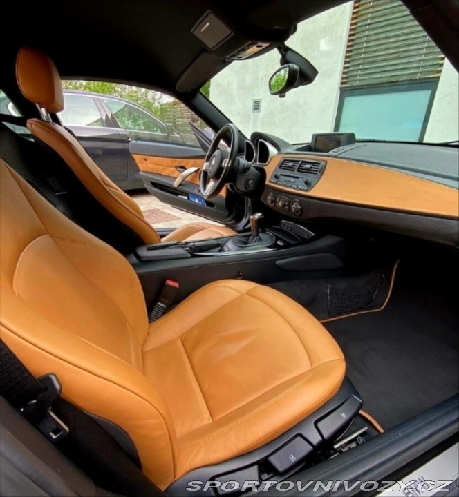 BMW Z4 3,0 si nájezd 112 tis 1800
