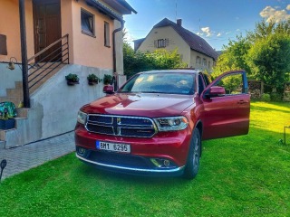 Dodge  Durango 3,6   rodinný „tank“ s LP