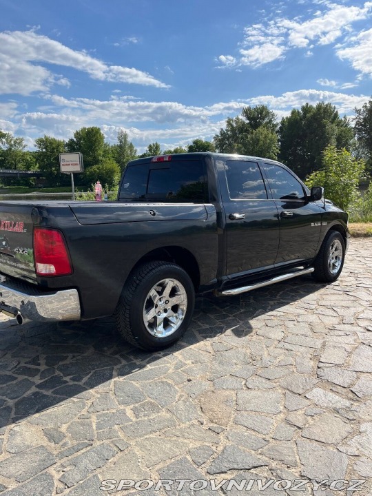 Dodge Ostatní modely RAM 5,7 Hemi Laramie 2010