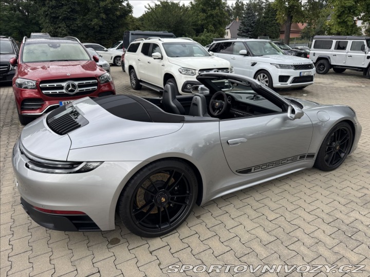 Porsche 911 Carrera GTS Chrono 2024