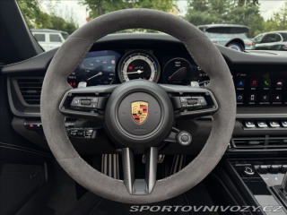Porsche 911 Carrera GTS Chrono 2024