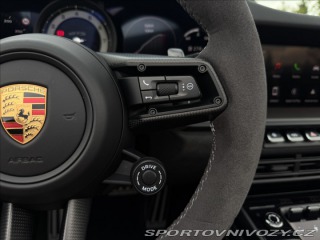 Porsche 911 Carrera GTS Chrono 2024