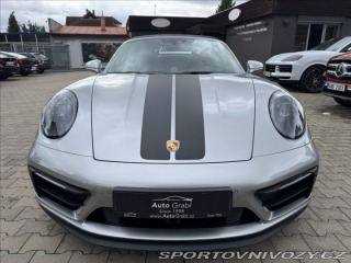 Porsche 911 Carrera GTS Chrono 2024