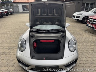 Porsche 911 Carrera GTS Chrono 2024