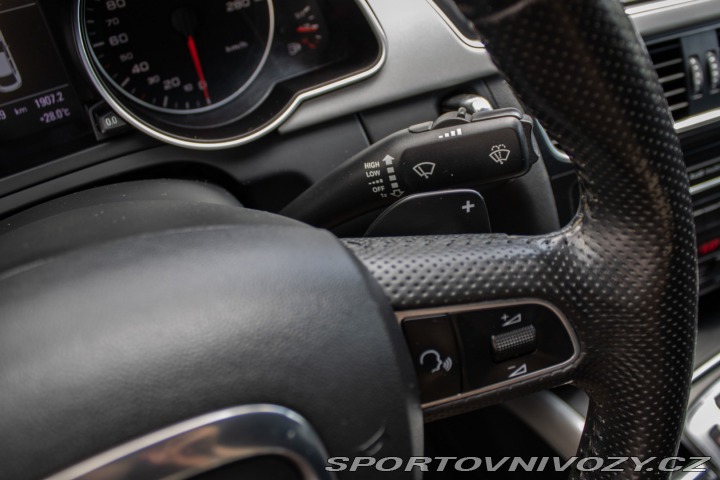 Audi A5 3.0 TDI DPF quattro S tr 2011