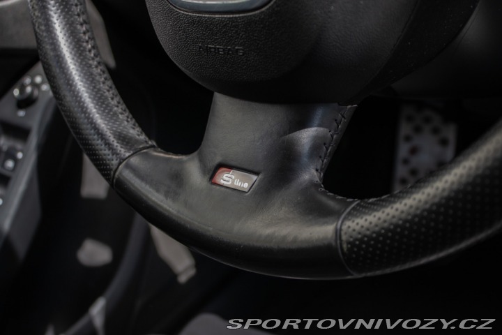 Audi A5 3.0 TDI DPF quattro S tr 2011