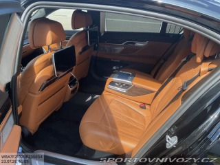 BMW 7  2017