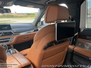 BMW 7  2017