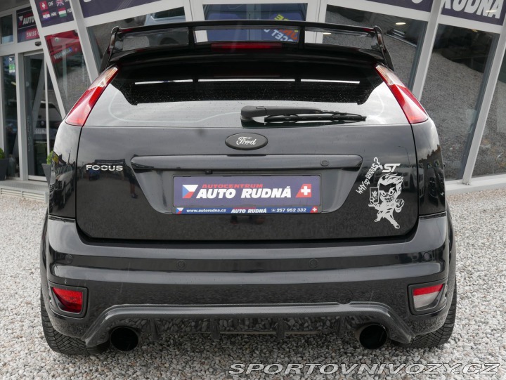 Ford Focus ST ST 2,5Turbo 166kW 2005