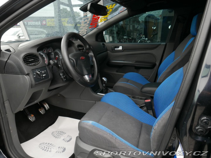 Ford Focus ST ST 2,5Turbo 166kW 2005