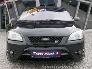 Ford Focus ST ST 2,5Turbo 166kW 2005