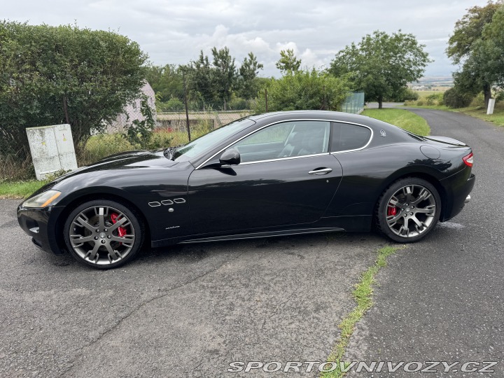 Maserati GranTurismo S 2010
