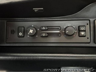 Porsche 911 Porsche 911 Carrera 2 1992