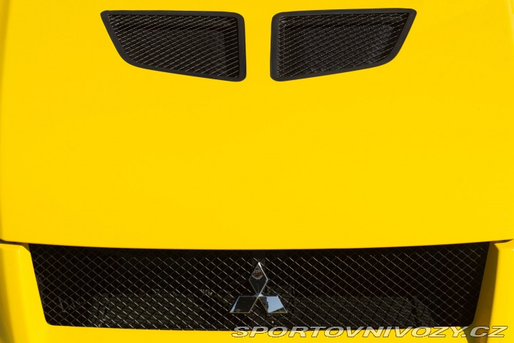 Mitsubishi Lancer EVO VII 2003