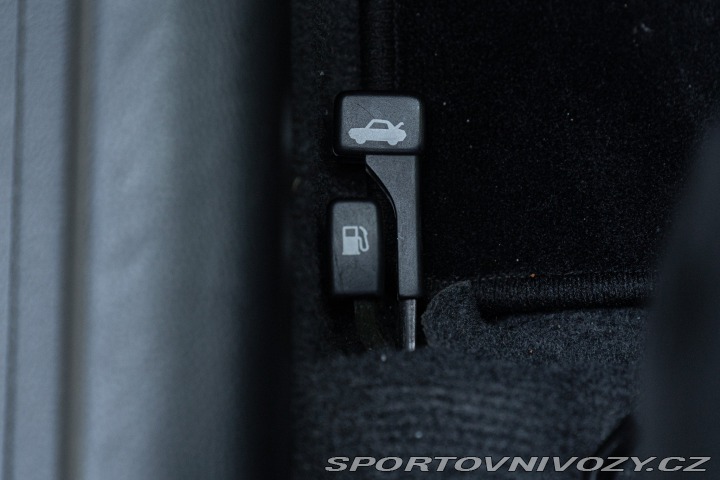 Mitsubishi Lancer EVO VII 2003