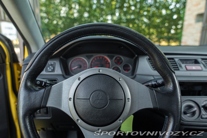 Mitsubishi Lancer EVO VII 2003