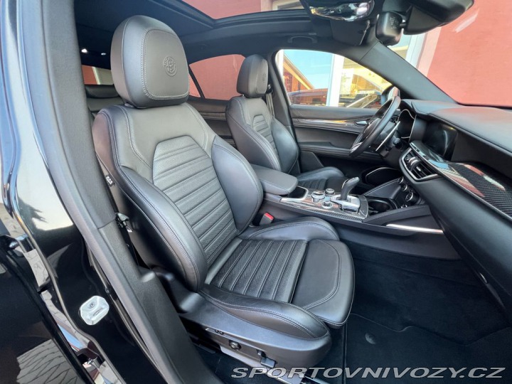 Alfa Romeo Stelvio Stelvio V6 2.9 QV REZERVA 2022