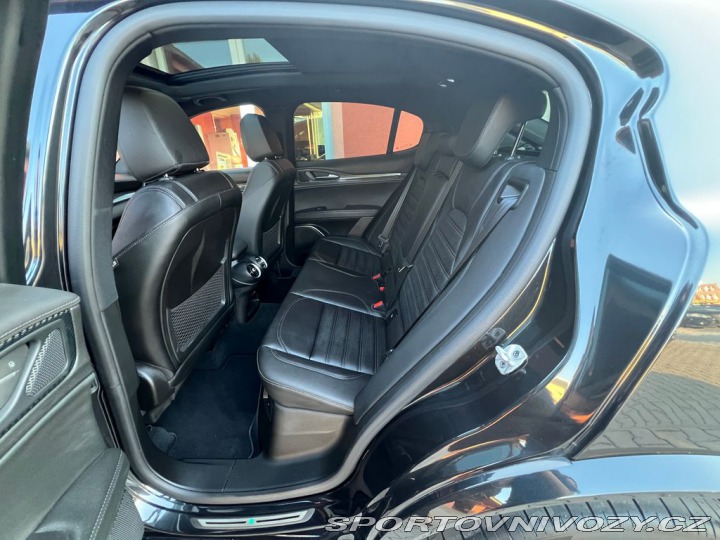 Alfa Romeo Stelvio Stelvio V6 2.9 QV REZERVA 2022