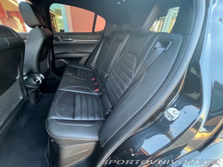 Alfa Romeo Stelvio Stelvio V6 2.9 QV REZERVA 2022