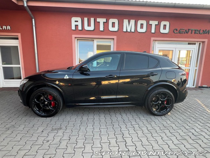 Alfa Romeo Stelvio Stelvio V6 2.9 QV REZERVA 2022