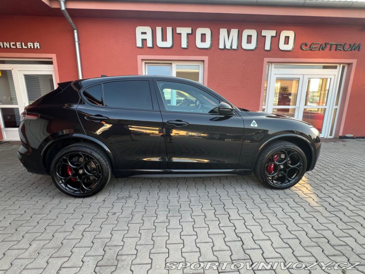 Alfa Romeo Stelvio Stelvio V6 2.9 QV REZERVA 2022