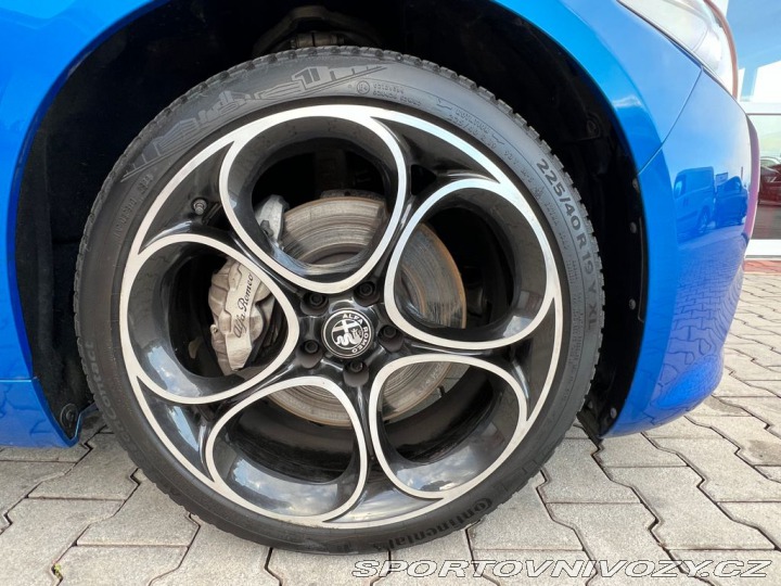 Alfa Romeo Giulia 2.0 Veloce 206 kW DPH 2023