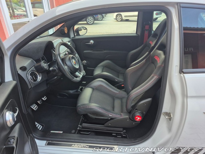 Abarth 595 1.4 Turbo Esseesse 2021