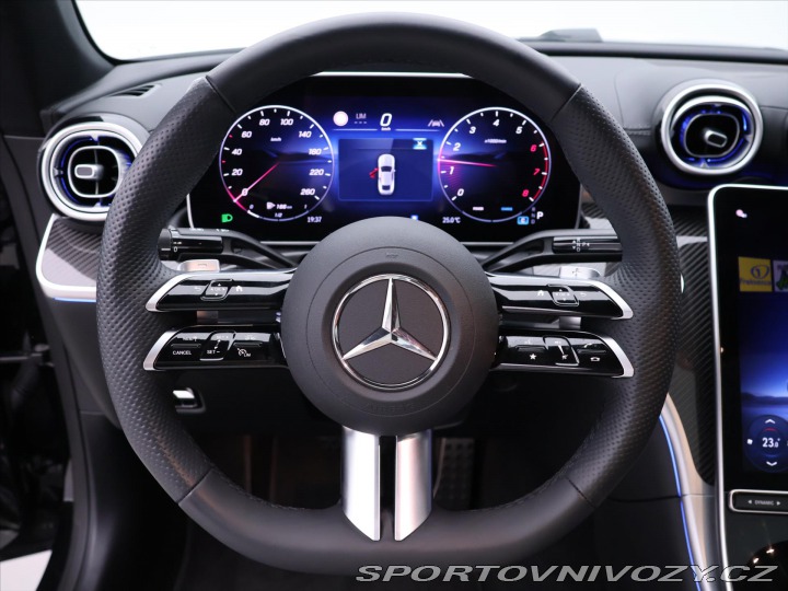 Mercedes-Benz CLE 2,0 300 4Matic AMG Premiu 2025
