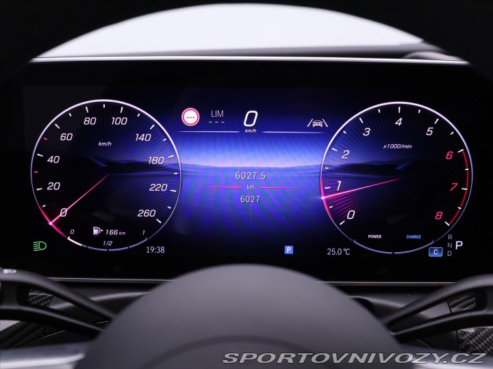 Mercedes-Benz CLE 2,0 300 4Matic AMG Premiu 2025