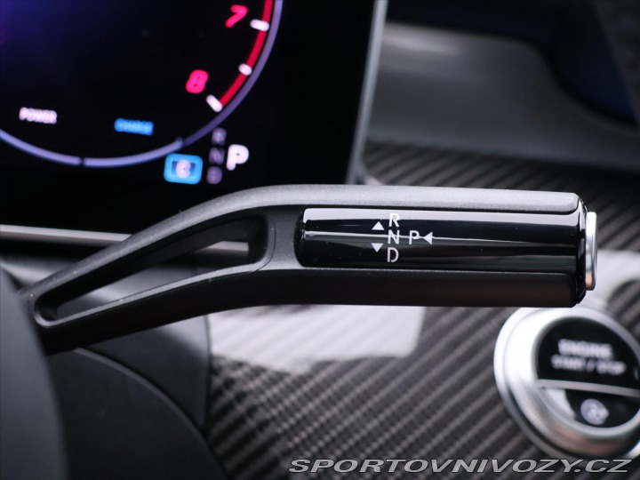 Mercedes-Benz CLE 2,0 300 4Matic AMG Premiu 2025