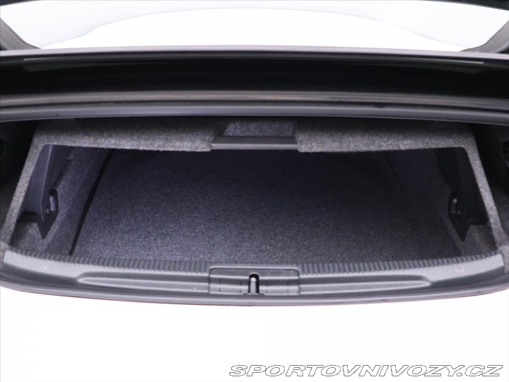 Volkswagen EOS 1,4 TSI 90kW Aut.Klima Ků 2011
