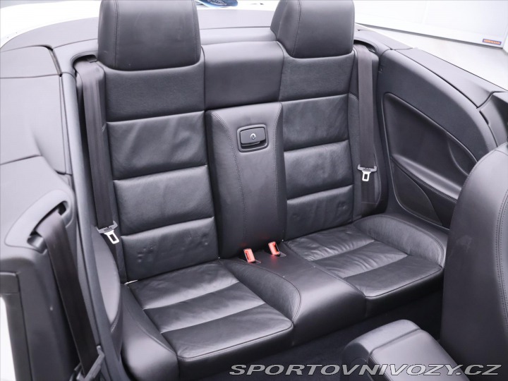 Volkswagen EOS 1,4 TSI 90kW Aut.Klima Ků 2011
