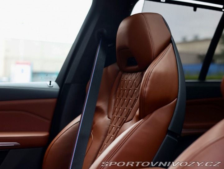 BMW X5 50e xDrive M SPORT | Ind 2025