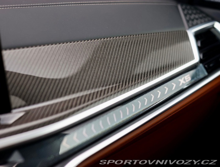 BMW X5 50e xDrive M SPORT | Ind 2025