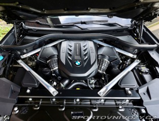 BMW X6 M50i xDrive | Aktívne ri 2020