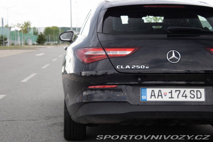 Mercedes-Benz CLA Shooting Brake 2022