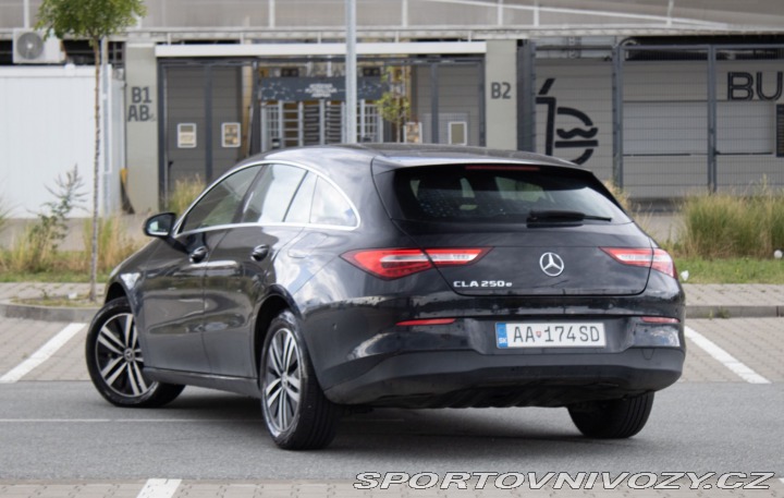 Mercedes-Benz CLA Shooting Brake 2022