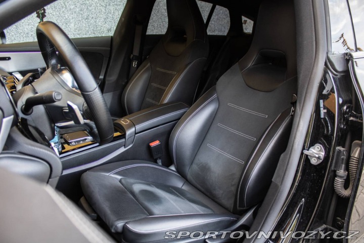 Mercedes-Benz CLA Shooting Brake 250e 1 2021