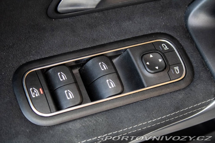 Mercedes-Benz CLA Shooting Brake 250e 1 2021