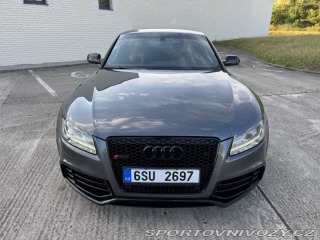 Audi RS5 B8 2011