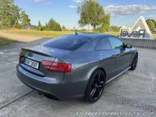 Audi RS5 B8 2011