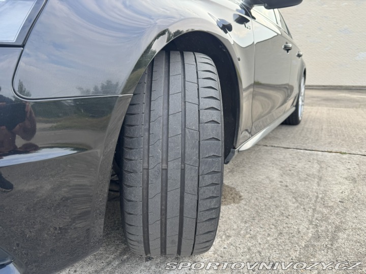 Audi S4 B8, manuál 2011
