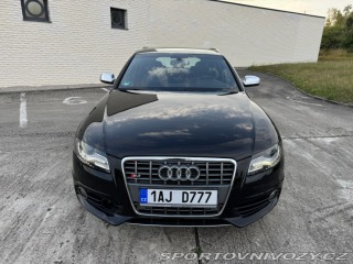Audi S4 B8, manuál 2011